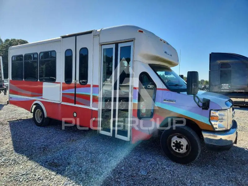 2019 Ford ECONOLINE фото