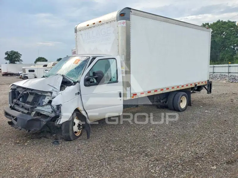 2019 Ford ECONOLINE фото