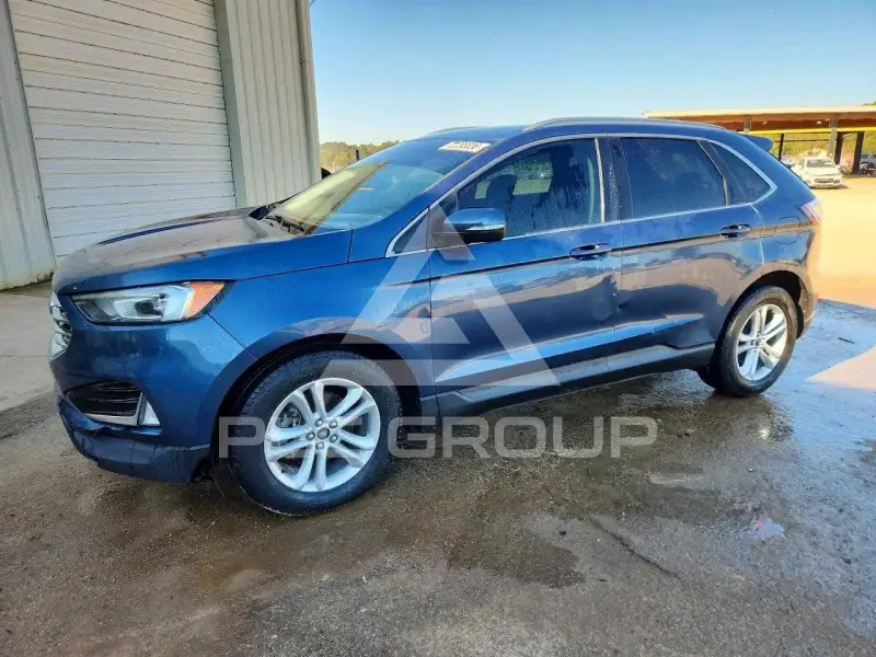 2019 Ford EDGE photo