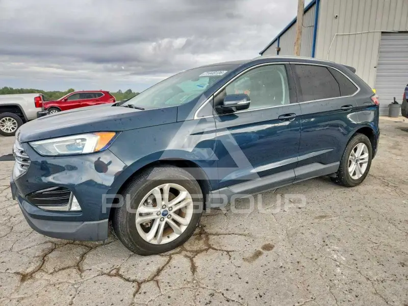 2019 Ford EDGE photo