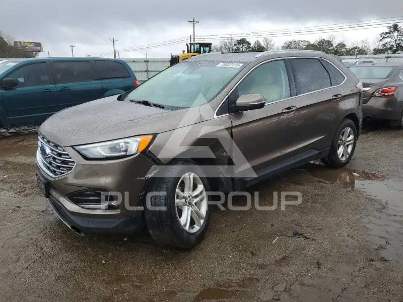 2019 Ford EDGE photo
