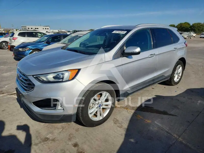 2019 Ford EDGE photo