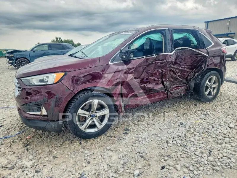 2019 Ford EDGE photo