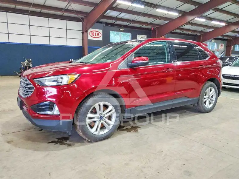 2019 Ford EDGE photo