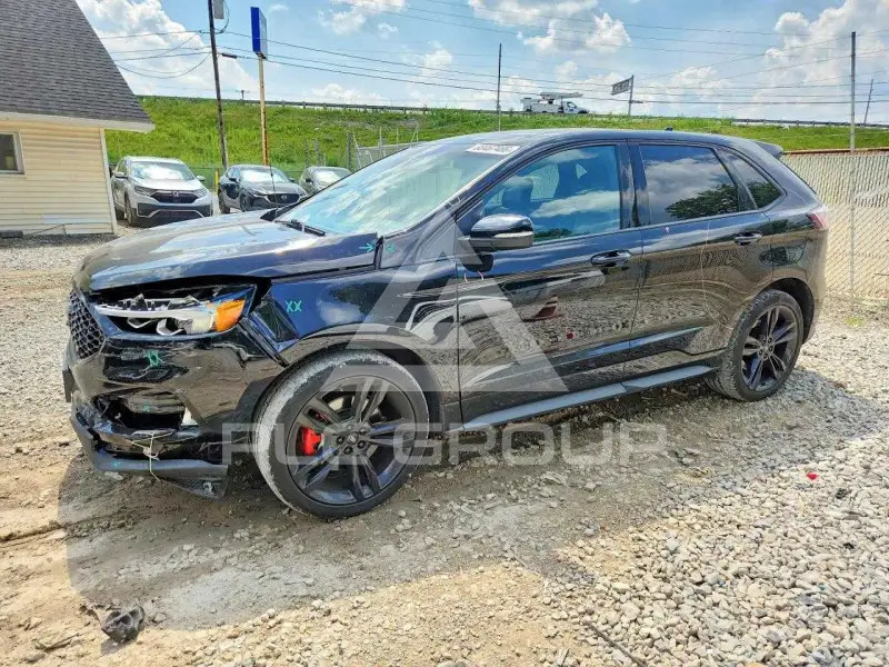 2019 Ford EDGE photo
