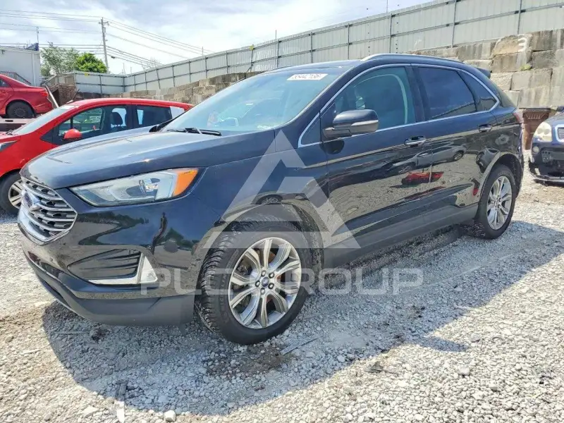 2019 Ford EDGE photo