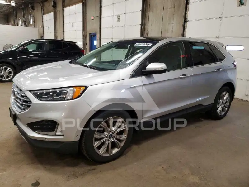 2019 Ford EDGE photo