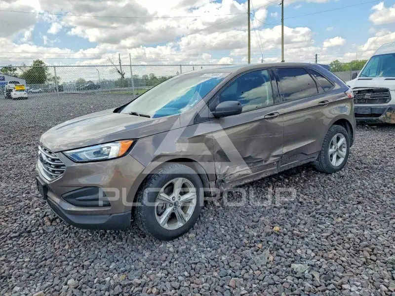 2019 Ford EDGE photo