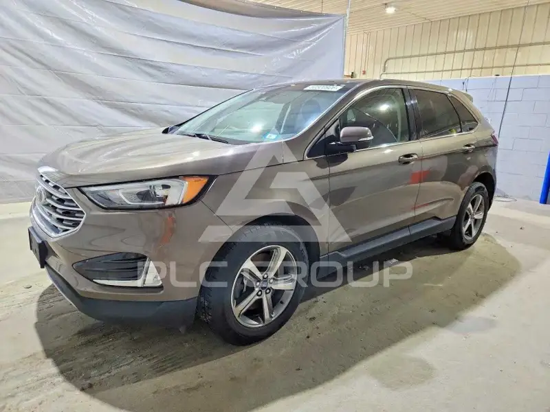 2019 Ford EDGE photo