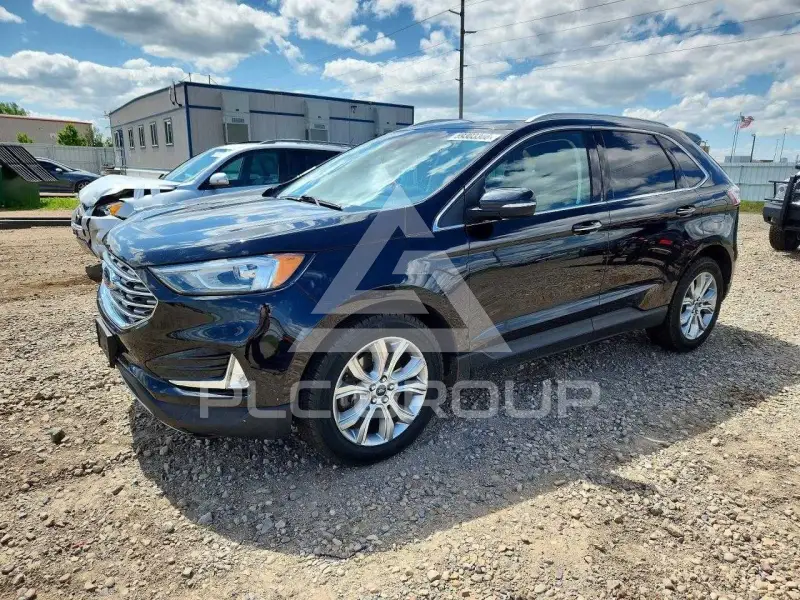 2019 Ford EDGE photo