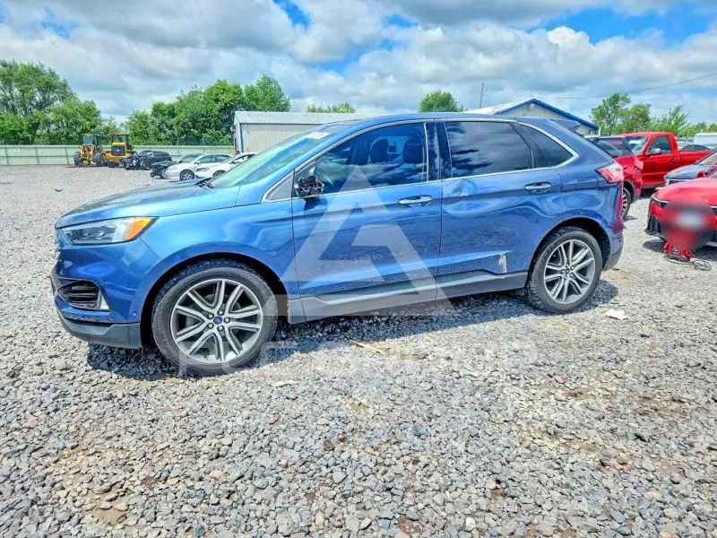 2019 Ford EDGE photo
