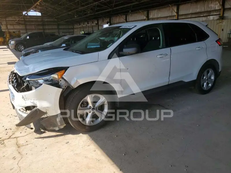 2019 Ford EDGE photo
