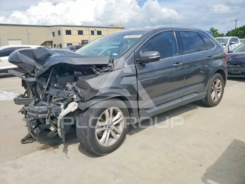 2019 Ford EDGE photo