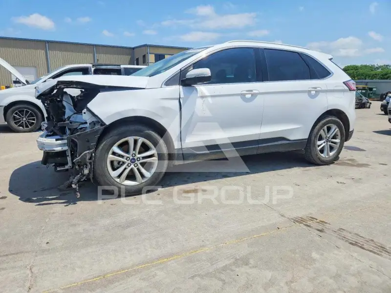 2019 Ford EDGE photo