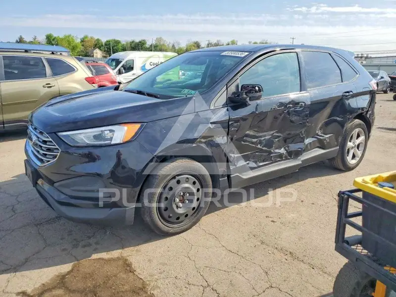 2019 Ford EDGE photo