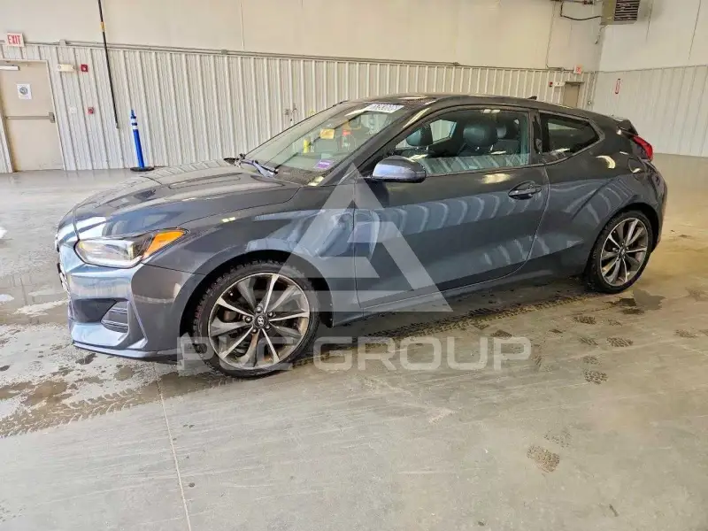 2019 Hyundai Veloster photo