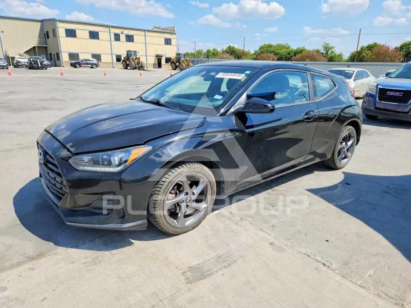 2019 Hyundai Veloster photo