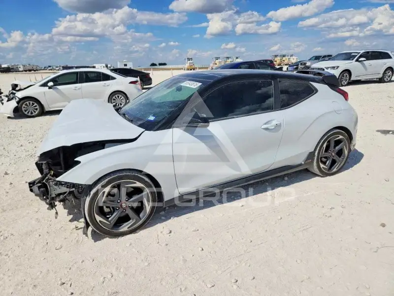 2019 Hyundai Veloster photo
