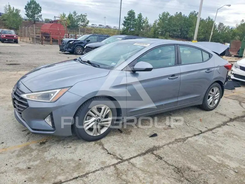 2019 Hyundai Elantra фото
