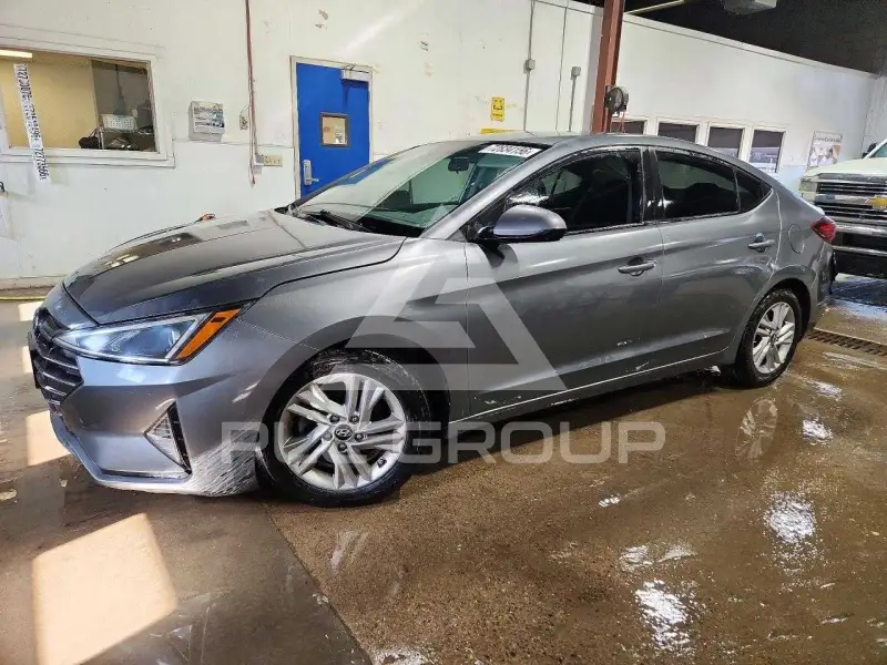 2019 Hyundai Elantra фото