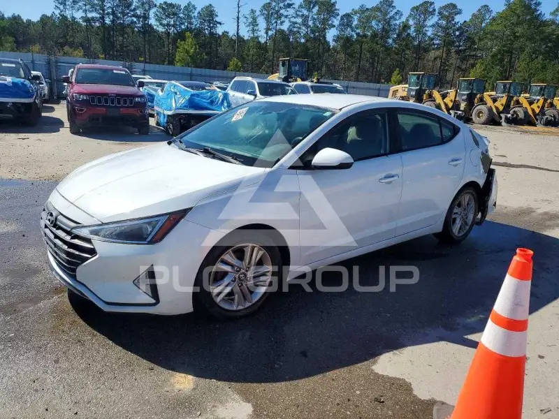 2019 Hyundai Elantra фото