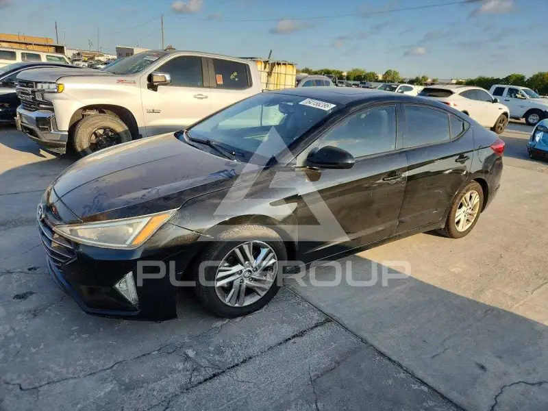 2019 Hyundai Elantra фото