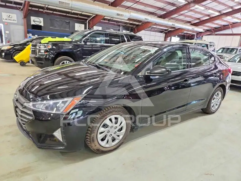 2019 Hyundai Elantra photo