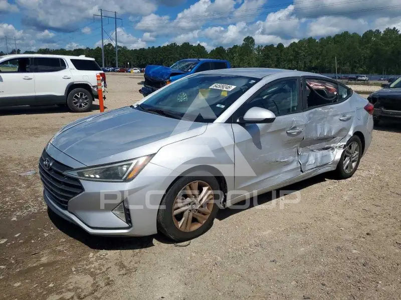 2019 Hyundai Elantra фото