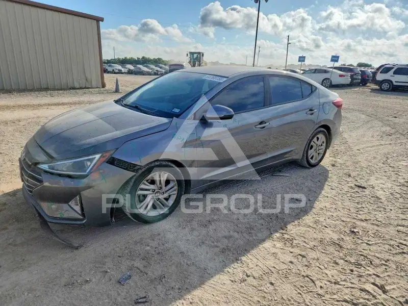 2019 Hyundai Elantra фото