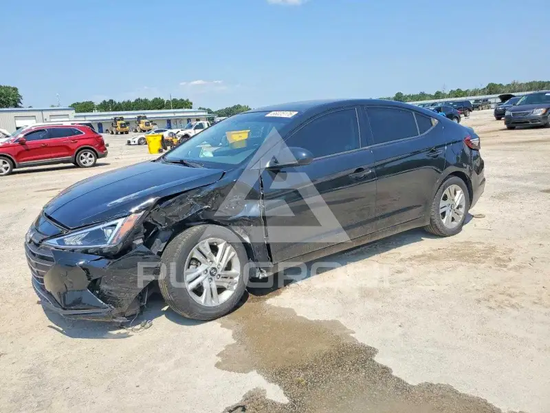 2019 Hyundai Elantra фото