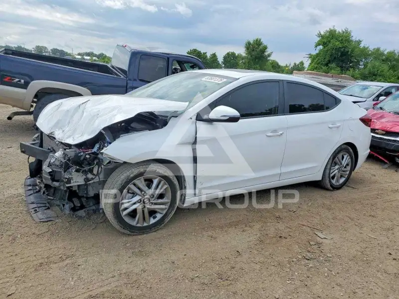 2019 Hyundai Elantra фото
