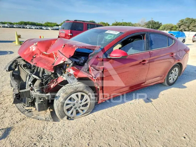 2019 Hyundai Elantra photo
