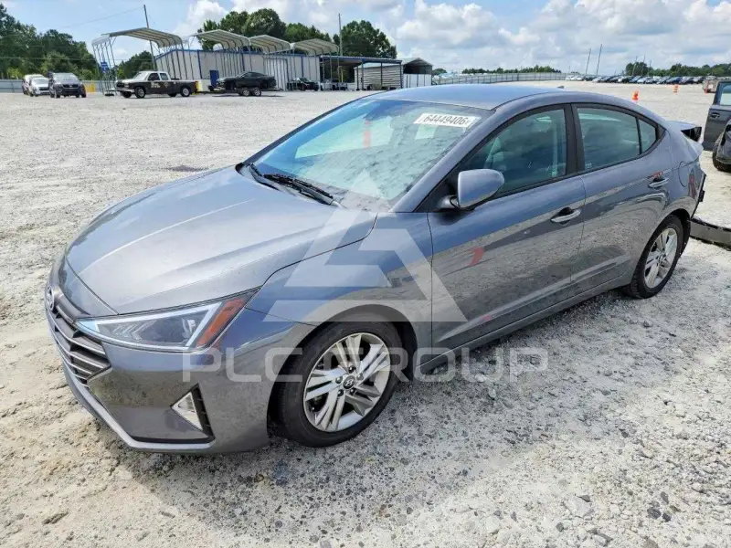 2019 Hyundai Elantra photo
