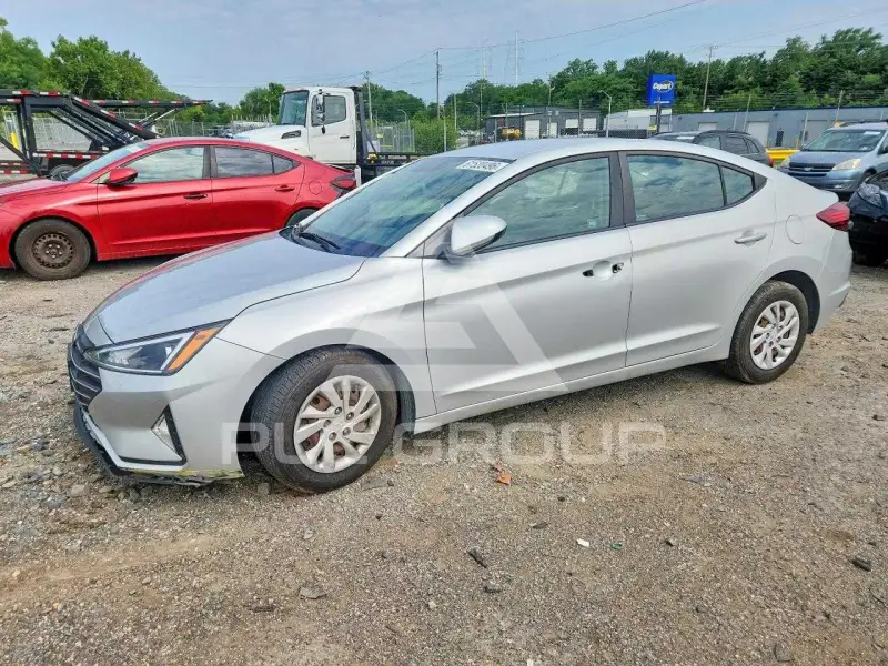 2019 Hyundai Elantra photo