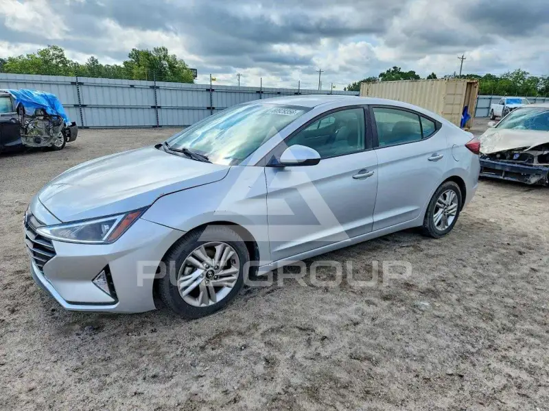 2019 Hyundai Elantra photo