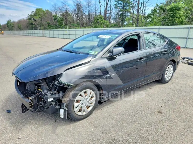 2019 Hyundai Elantra photo