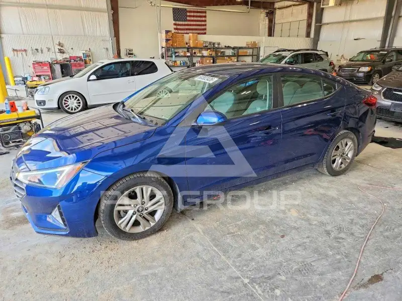 2019 Hyundai Elantra фото