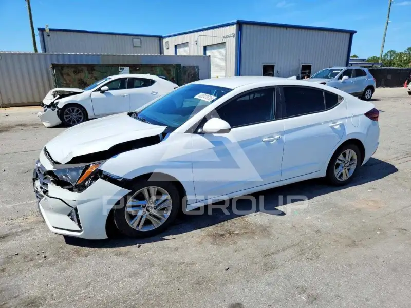 2019 Hyundai Elantra фото