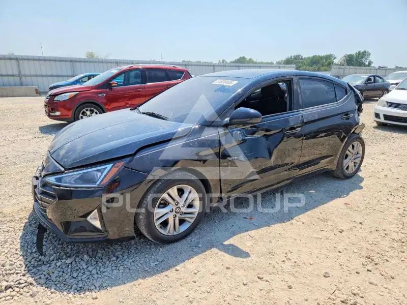 2019 Hyundai Elantra фото