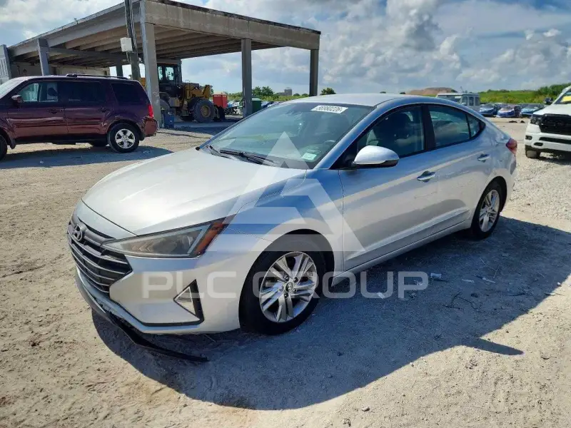 2019 Hyundai Elantra фото