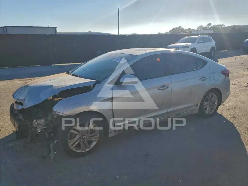 2019 Hyundai Elantra фото