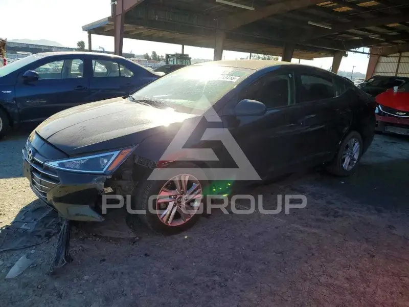 2019 Hyundai Elantra photo
