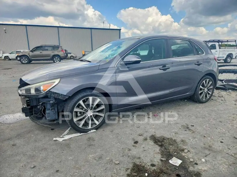 2019 Hyundai Elantra фото