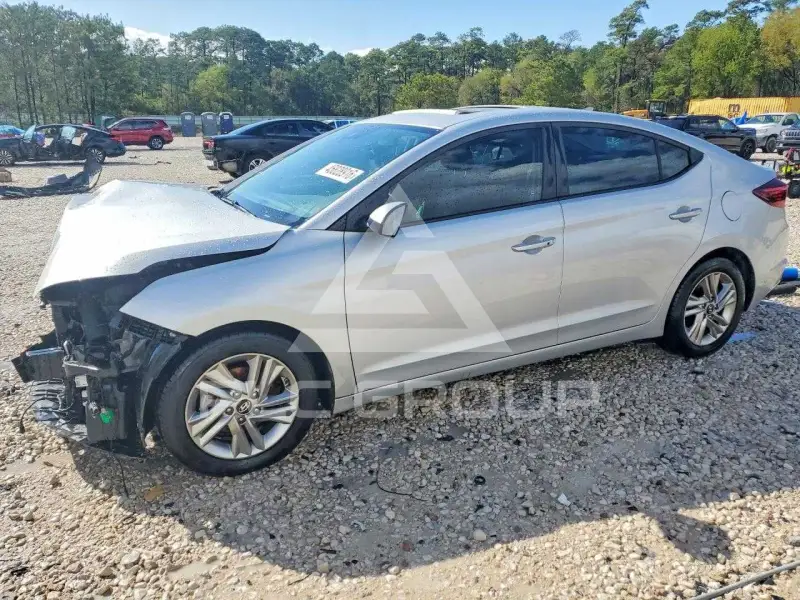 2019 Hyundai Elantra фото