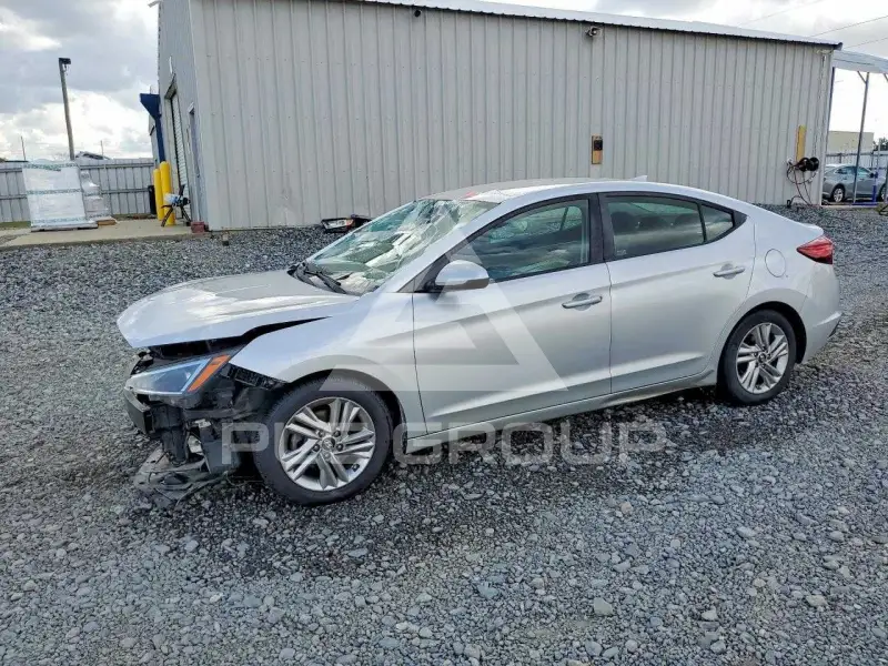 2019 Hyundai Elantra фото