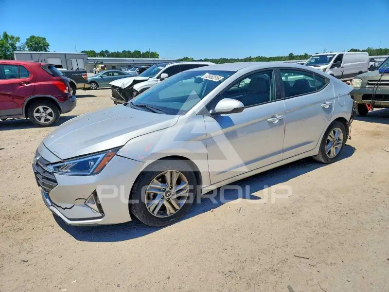 2019 Hyundai Elantra фото
