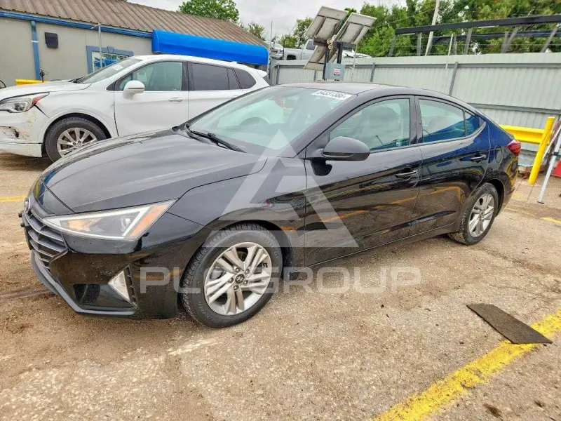 2019 Hyundai Elantra photo