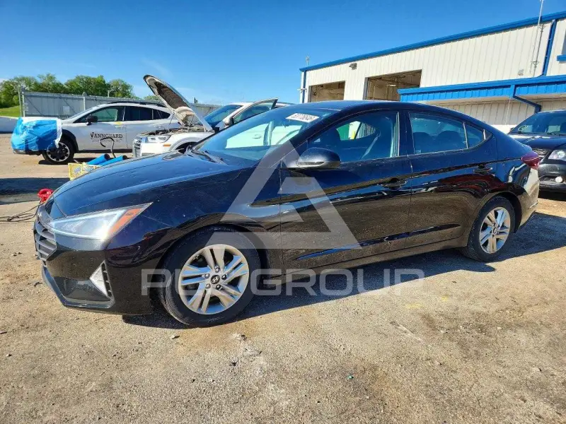 2019 Hyundai Elantra фото