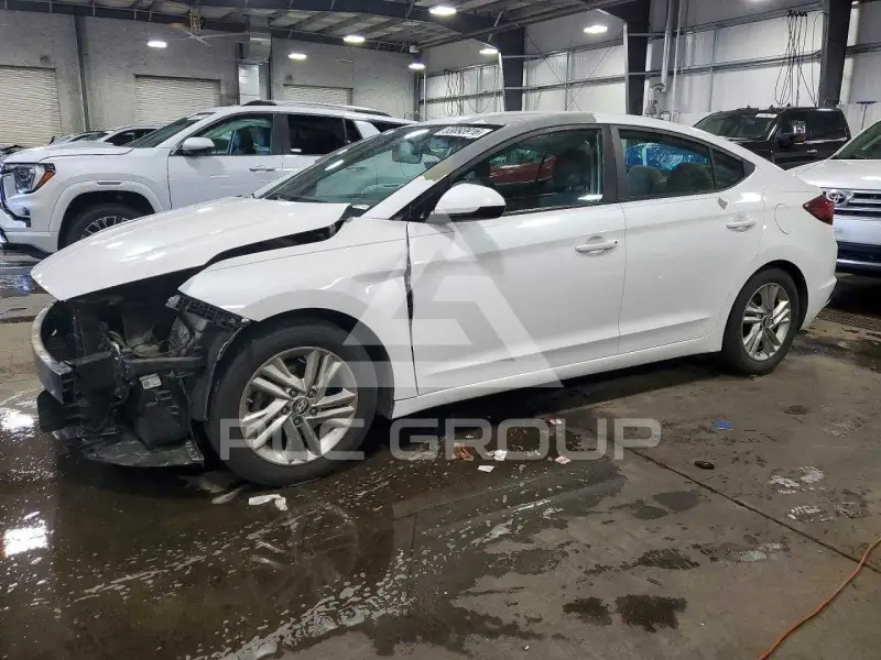 2019 Hyundai Elantra фото