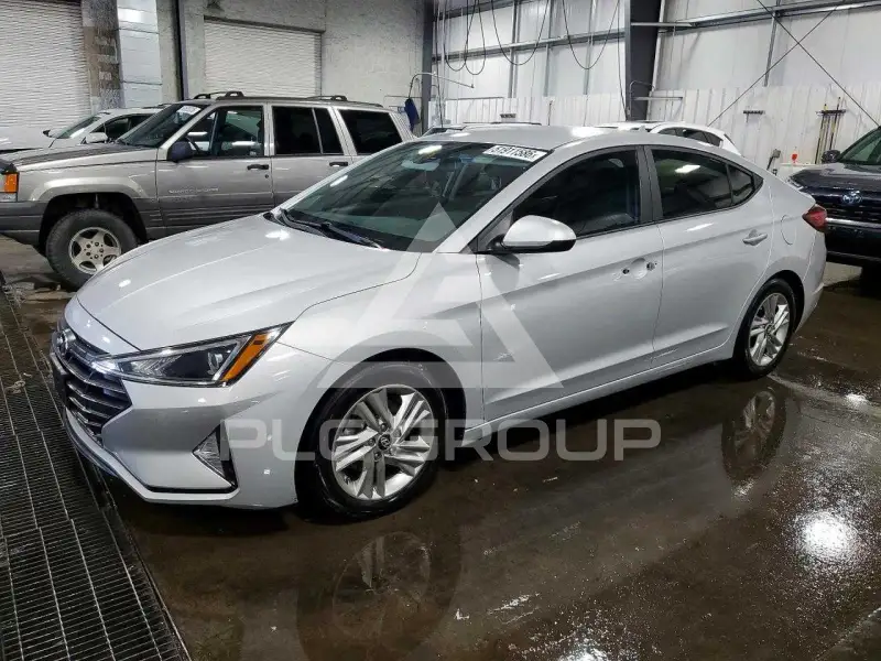 2019 Hyundai Elantra фото